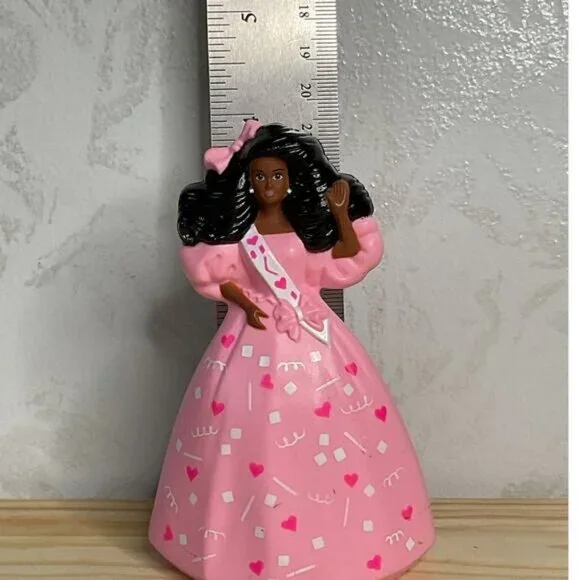 Happy Birthday Barbie 1991 McDonalds Mattel Happy Meal Cake Topper Toy - Picture 3 of 3